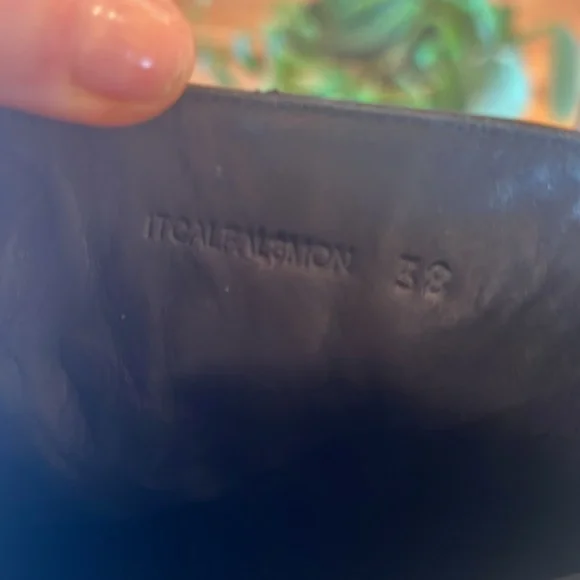 Final price drop! Leather Burberry Stiletto boots - Picture 12 of 13